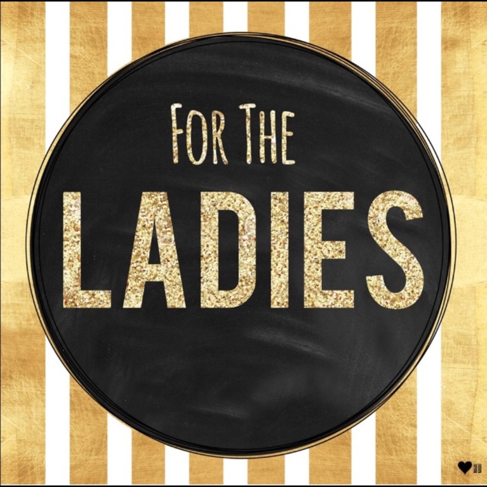 LADIES CLOTHES AND FASHION!